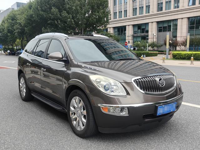 $5000,Family Hauler Deal! 2010 Buick Enclave 3.6L AWD – Champagne Beauty | 7-Seat Luxury